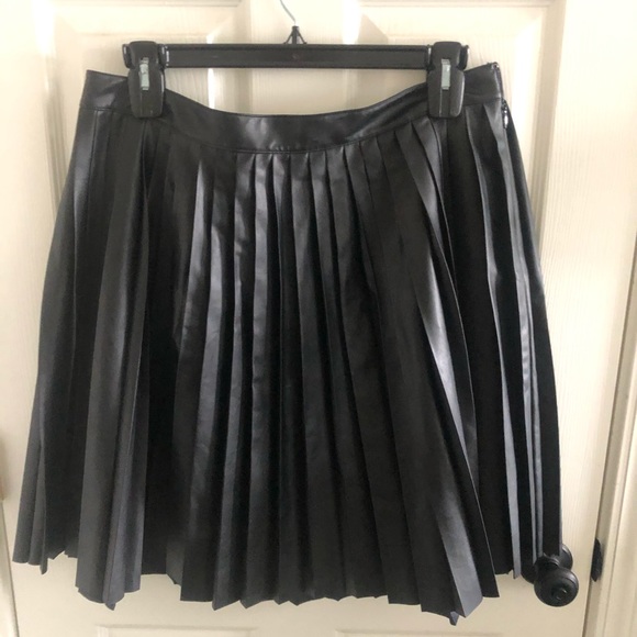 Michael Kors pleated skirt size XL - Picture 5 of 5